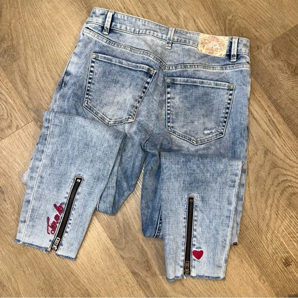Odd Molly Groupie Cropped Jeans Painted & Embroidered Details Ankle Zip (31) - Picture 3 of 8